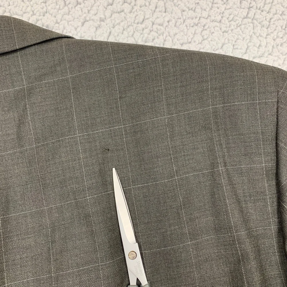 Jos. A. Bank Blazer Mens 46R Gray Windowpane Wool Blend Two Button‎ Sport Coat
